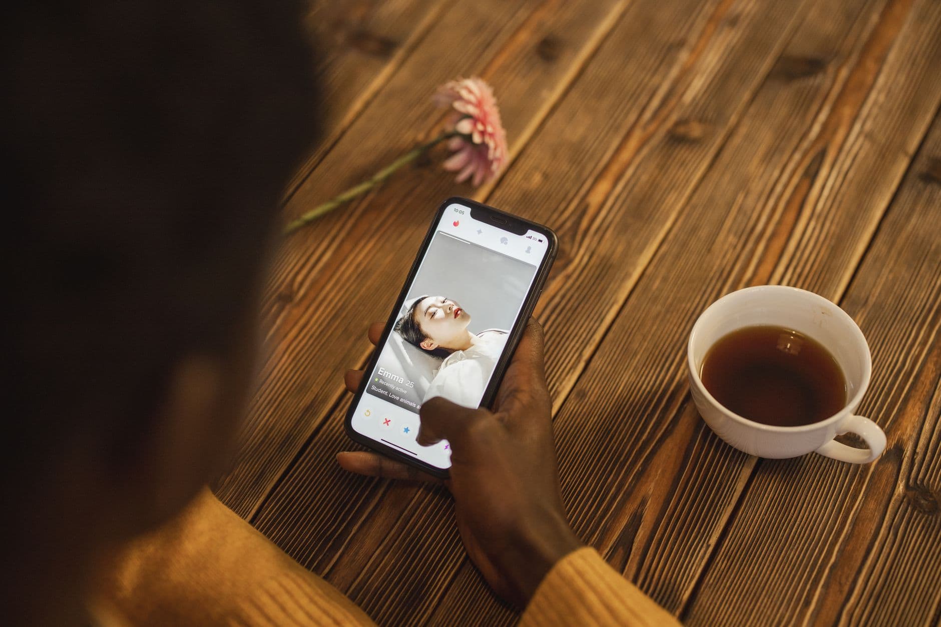 The Economy of a Like: What 417,785 SoulMatcher Swipes Reveal About Matches and Conversations